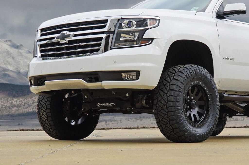 SuperLift 6.5" Lift Kit For 2015-2016 Chevy Tahoe 1500 4WD with OE CAST Steel Control Arms