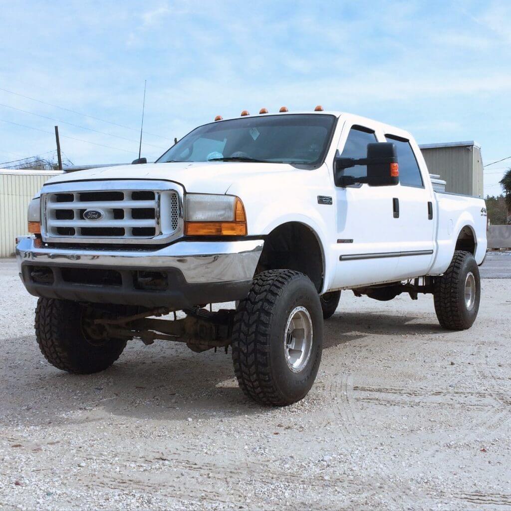 SuperLift 8" Lift Kit For 2000-2004 Ford F-250 and F-350 Super Duty 4WD - Diesel and V-10 - with Bilstein Shocks