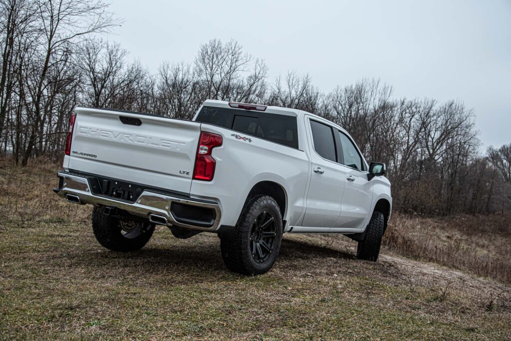 Zone Offroad 3.5" Adventure Series Lift Kit for 2019-2020 Chevrolet Silverado 1500 4WD