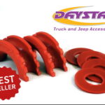 Daystar D-Ring Isolator and Washers Red KU70057RE