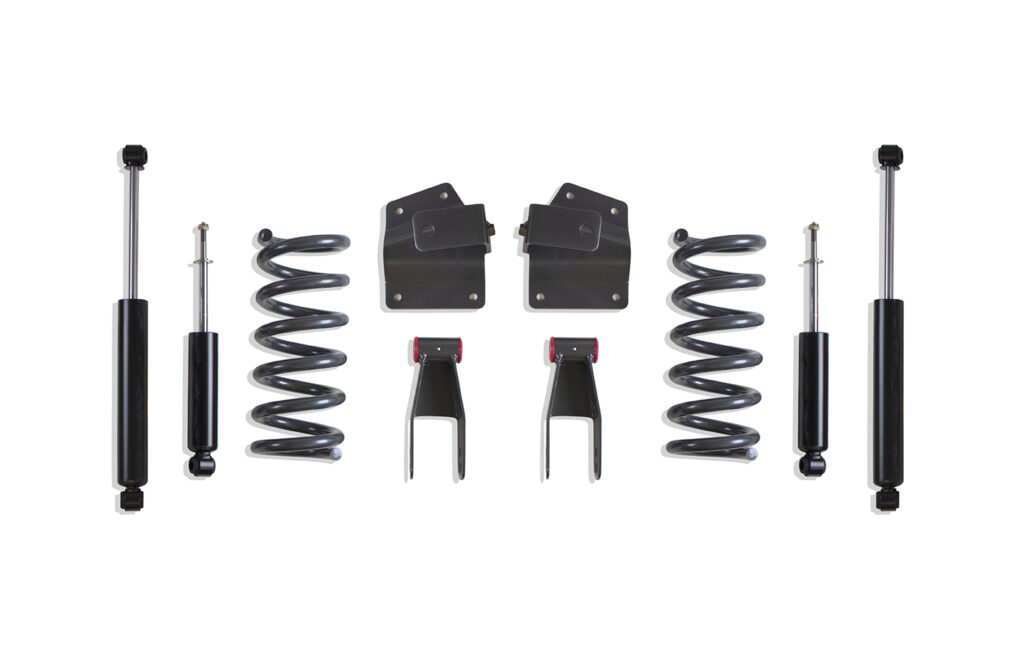 MaxTrac 2"/4" Lowering Kit with Coils for V8 for 1999-2006 Silverado/Sierra 1500-K330924-8