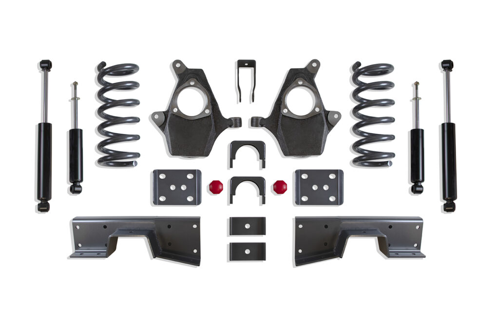 MaxTrac 4"/6" Lowering Kit for 1999-2006 Silverado/Sierra 1500 2WD V8-K330946-8