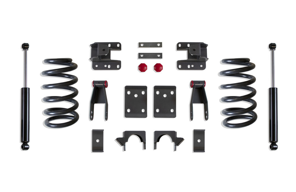 MaxTrac 2"/4" Lowering Kit with Coils for Ext/Crew Cab for 2007-2013 Silverado/Sierra 1500-K331324-8