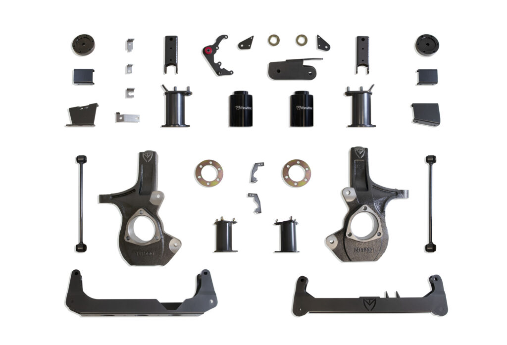 MaxTrac 7" Crossmember Lift Kit for 2007-2014 GM SUV-K941275