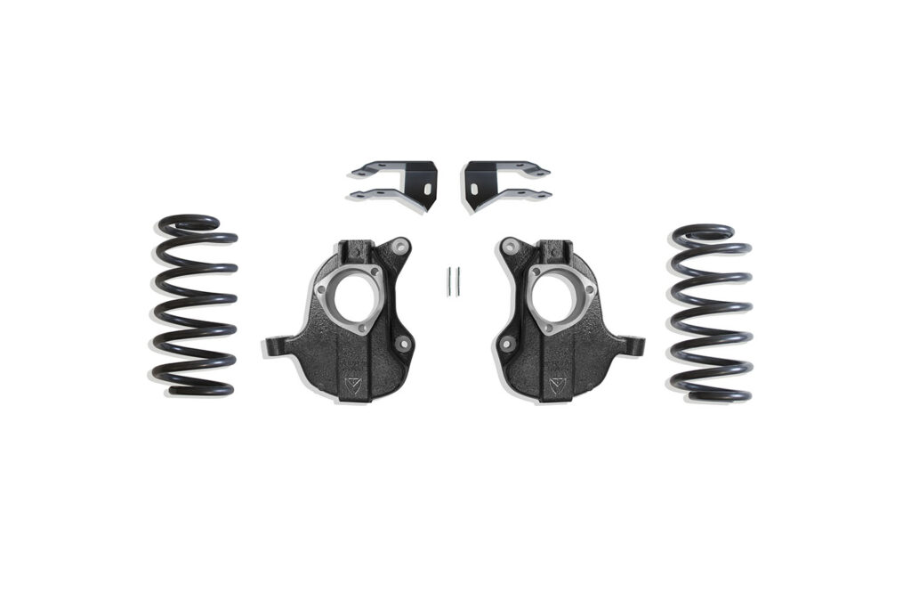 MaxTrac 2"/3" Lowering Kit with Spindles for Non-MagneRide for 2015-2020 GM SUV-KC331623