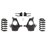 MaxTrac 2"/4" Lowering Kit with Spindles for 2000-2006 GM SUV 2WD/4WD-KS331024