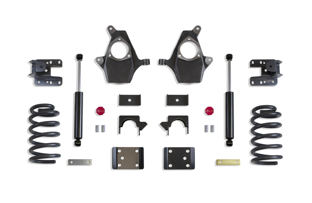 MaxTrac 4"/6" Lowering Kit with Spindles/Coils for Single Cab