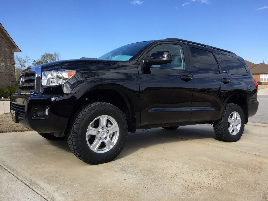 Customer's vehicle with P285/65R18 tires