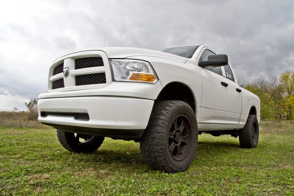 Zone Offroad 4" UCA & Body Lift Kit 2009-2011 Ram 1500