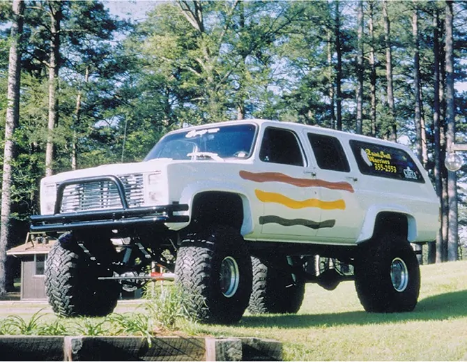 SuperLift 12" Lift Kit (with Rear Springs) - 1973-1991 Chevy/GMC 1/2-ton Solid Axle Vehicles 4WD