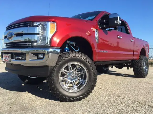 SuperLift 6" KING Edition 4-LINK Lift Kit For 2017 Ford F-250 Super Duty with KING Front Coilovers and KING Reservoir Rear Shocks 4WD